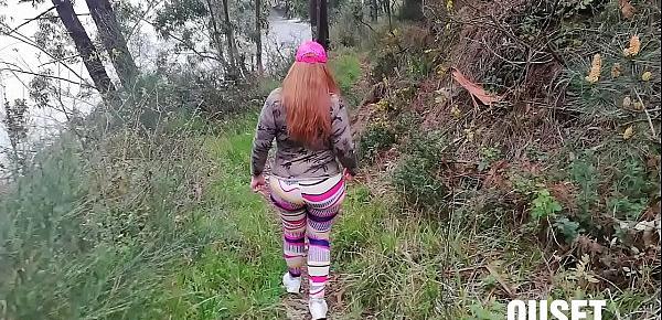  Chica impresionante con culo enorme es follada en el monte. Nuevos videos personales y exclusivos en httpswww.onlyfans.comouset